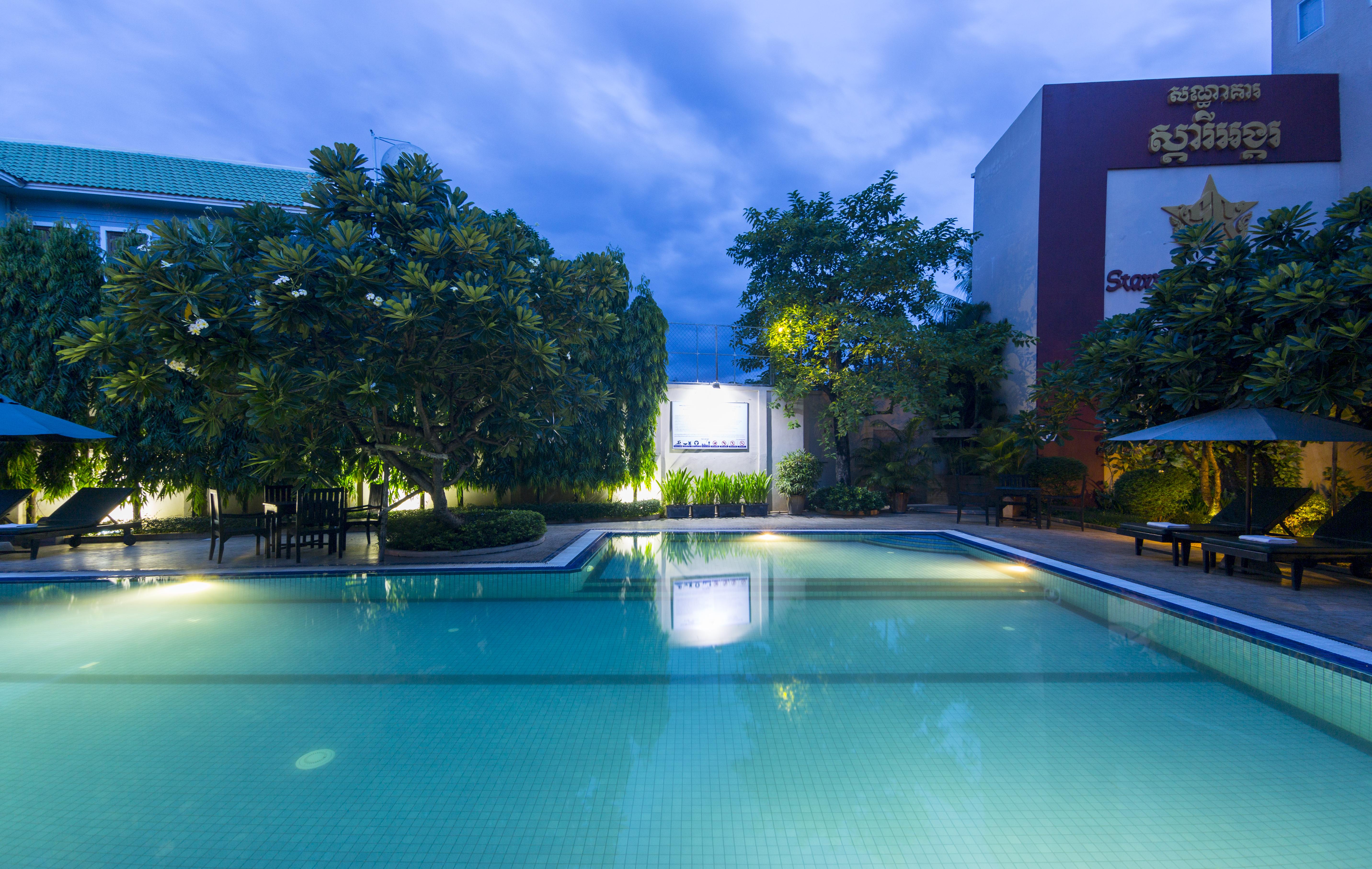 โรงแรมสตาร์รี อังกอร์ เสียมราฐ ภายนอก รูปภาพ