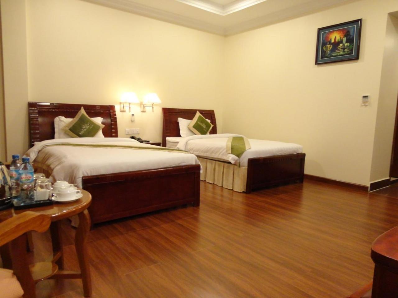 โรงแรมสตาร์รี อังกอร์ เสียมราฐ ภายนอก รูปภาพ