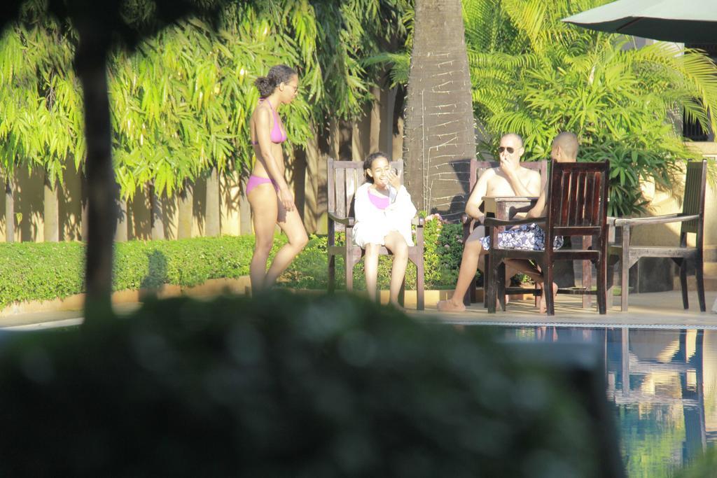 โรงแรมสตาร์รี อังกอร์ เสียมราฐ ภายนอก รูปภาพ