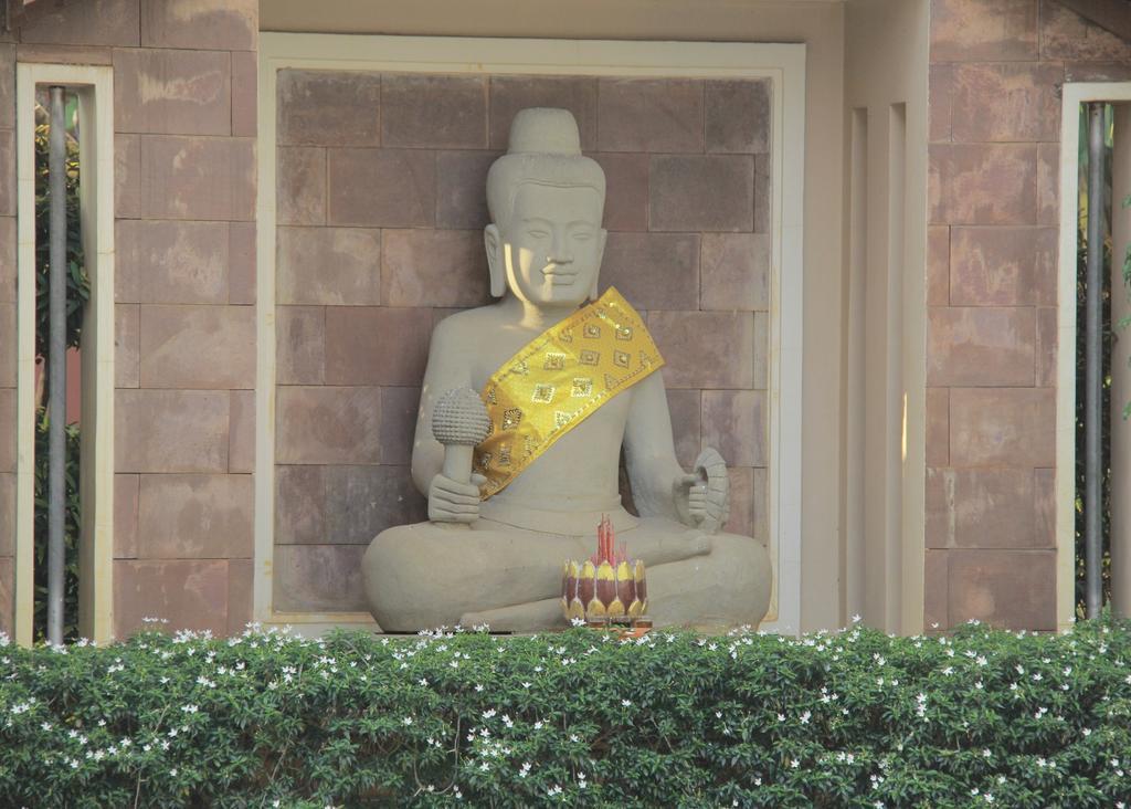 โรงแรมสตาร์รี อังกอร์ เสียมราฐ ภายนอก รูปภาพ