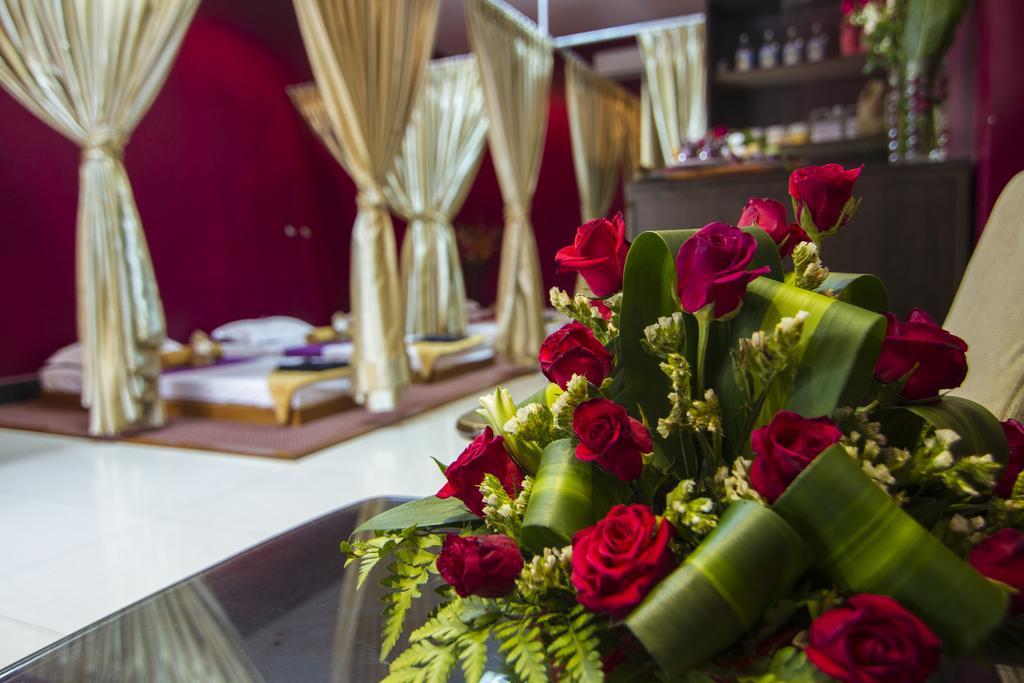 โรงแรมสตาร์รี อังกอร์ เสียมราฐ ภายนอก รูปภาพ