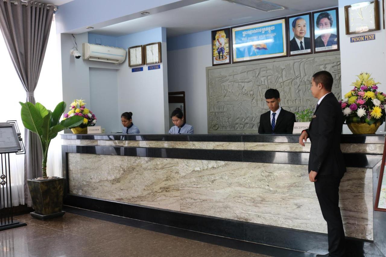 โรงแรมสตาร์รี อังกอร์ เสียมราฐ ภายนอก รูปภาพ